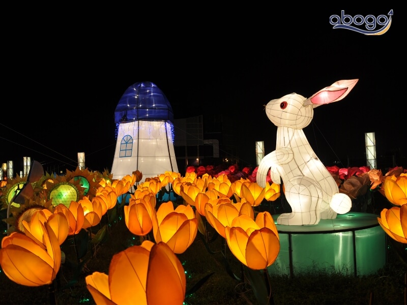 Tết Trung Thu đến rồi mấy Chị hành hạ em đi