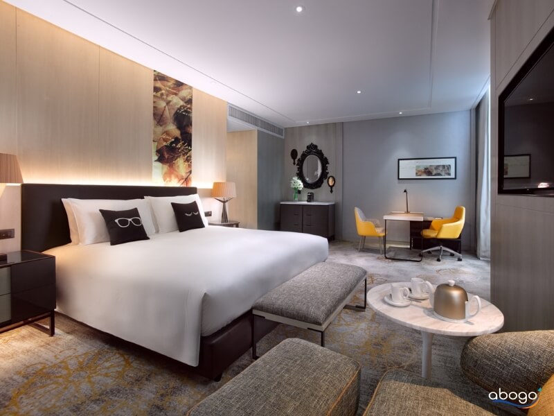 Một căn Junior Suite với đầy đủ tiện nghi