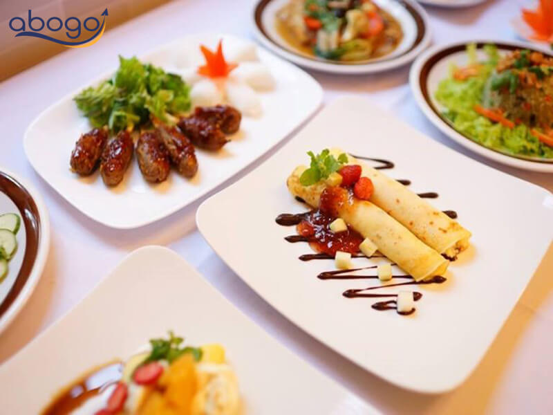 Món ăn được trình bày đẹp mắt