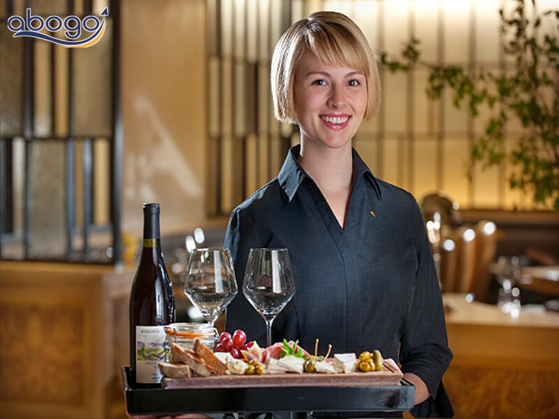 Plated service là gì