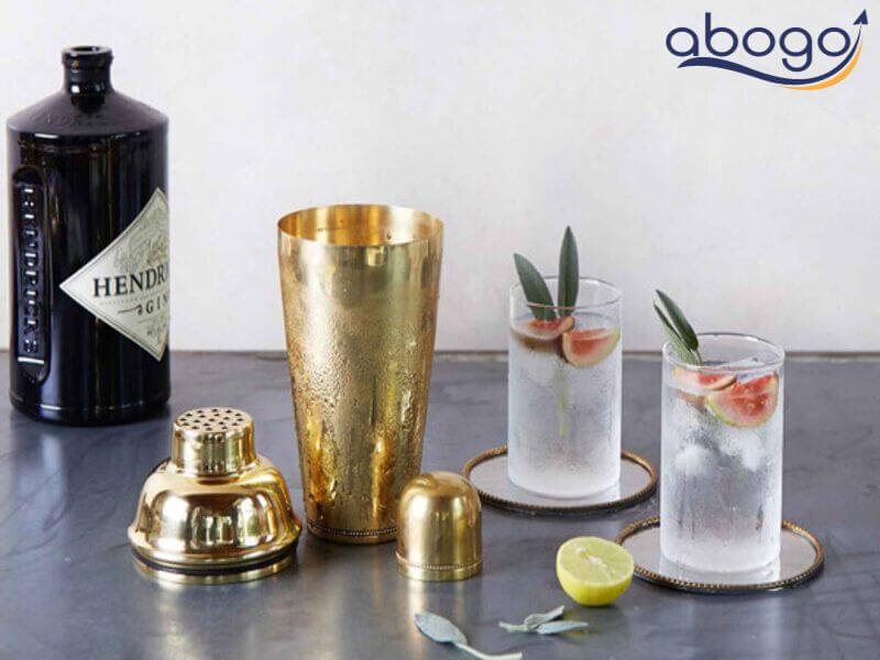 Cocktail được pha chế từ bình Shaker