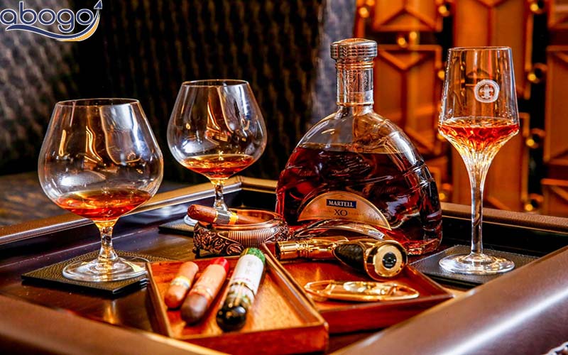 Brandy là gì? Top 8 loại rượu ngon nhất thế giới