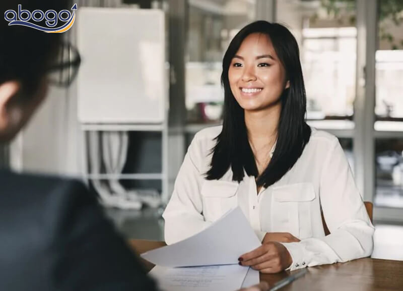 Thể hiện sự tự tin và trình bày câu trả lời một cách logic