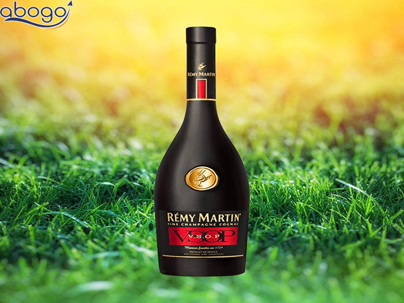 Vsop là tên viết tắt của "Very Superior Old Pale"