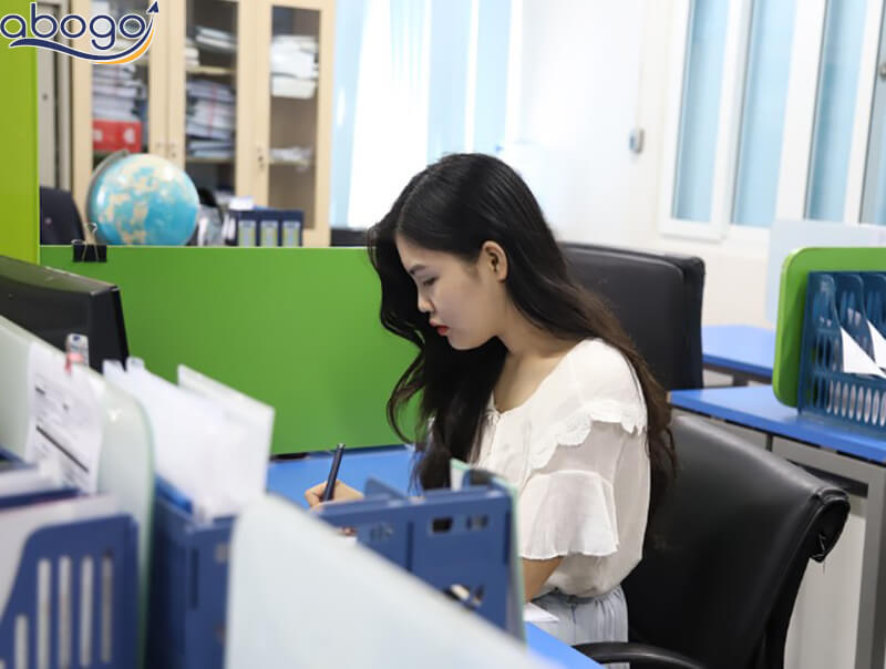 Hỗ trợ triển khai các chiến dịch quảng cáo của công ty