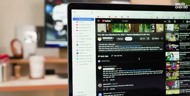 Màn hình Retina chuẩn màu đồ họa