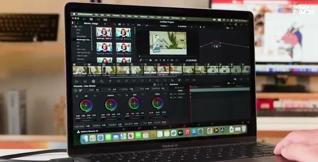 Màn hình Retina chuẩn màu, hiển thị sắc nét