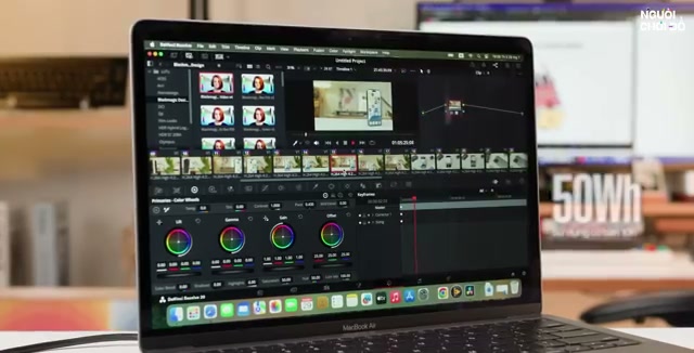 Thời lượng pin 'hủy diệt' đối thủ cùng tầm giá