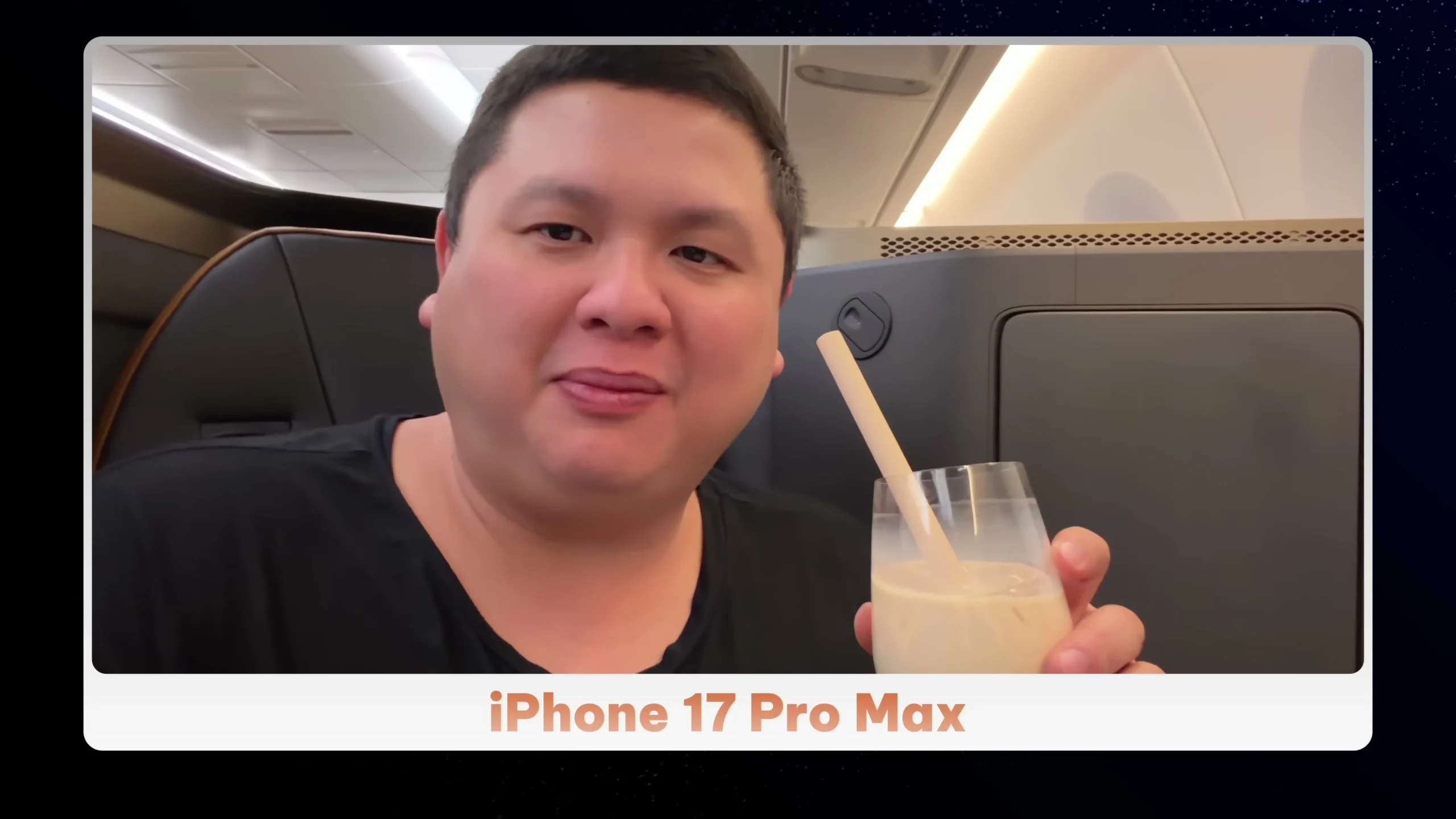 Người dùng đang thử nghiệm tính năng Center Stage trên camera trước của iPhone tại giây 09:12