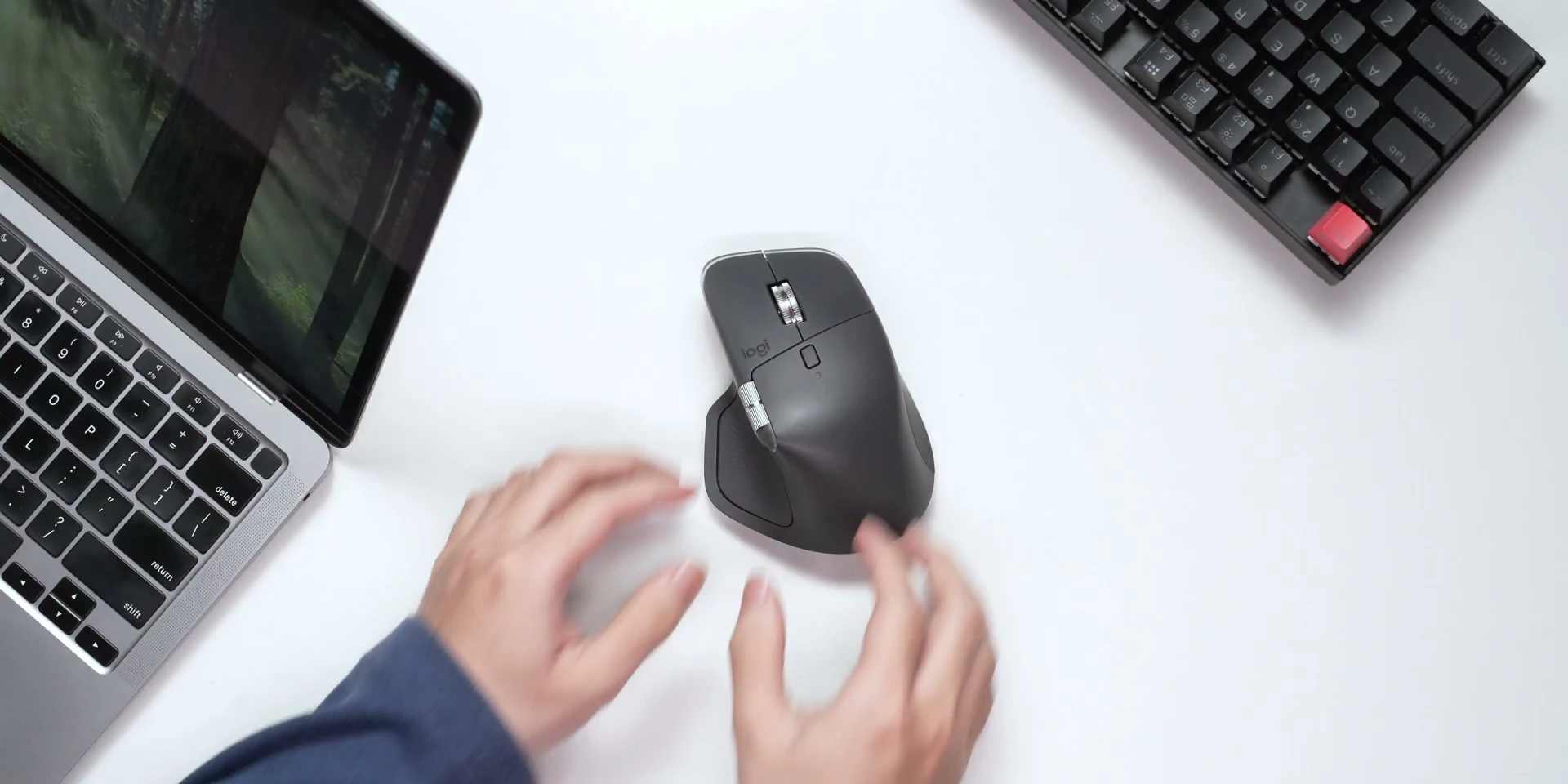 Tính năng Action Ring và menu ảo trên phần mềm