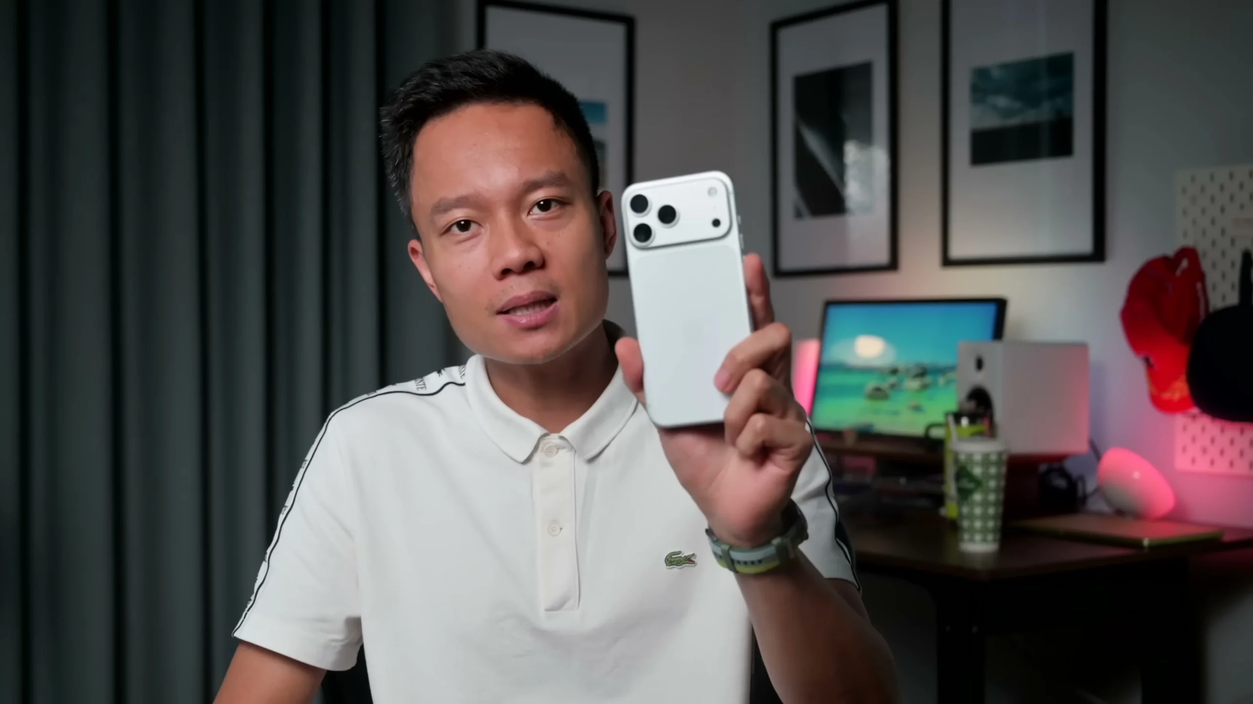 Camera selfie cảm biến vuông