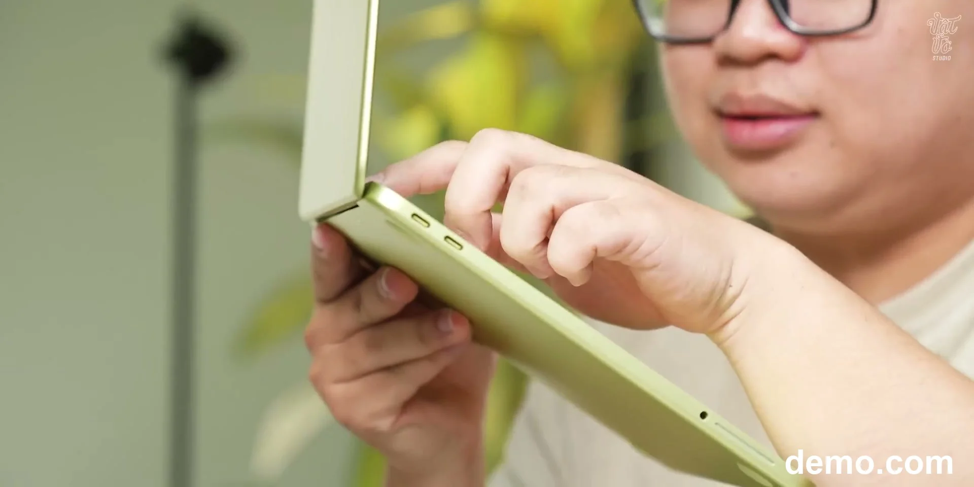 Đánh giá thiết kế mỏng nhẹ và chất lượng hoàn thiện