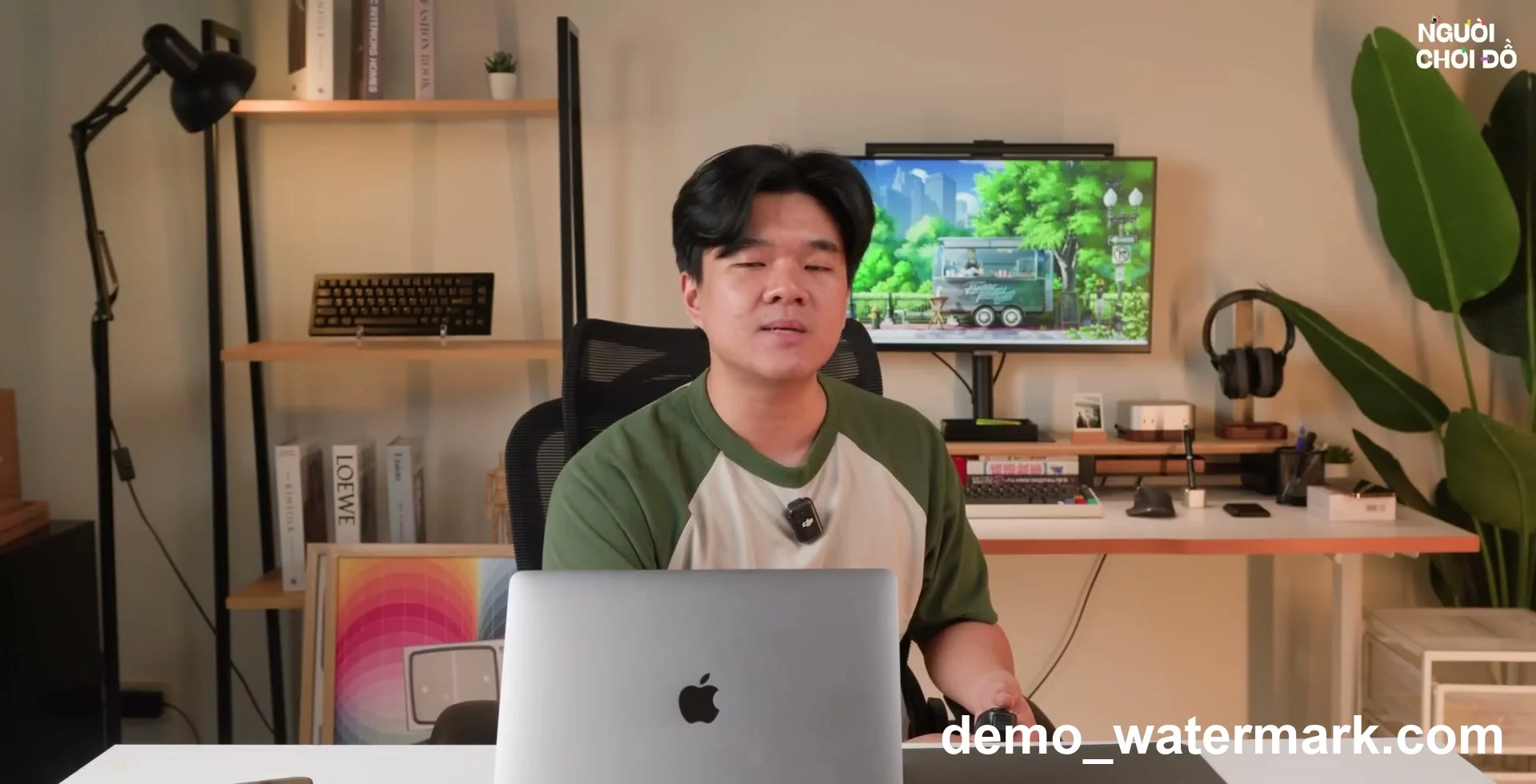 So sánh mức giá và đối thủ